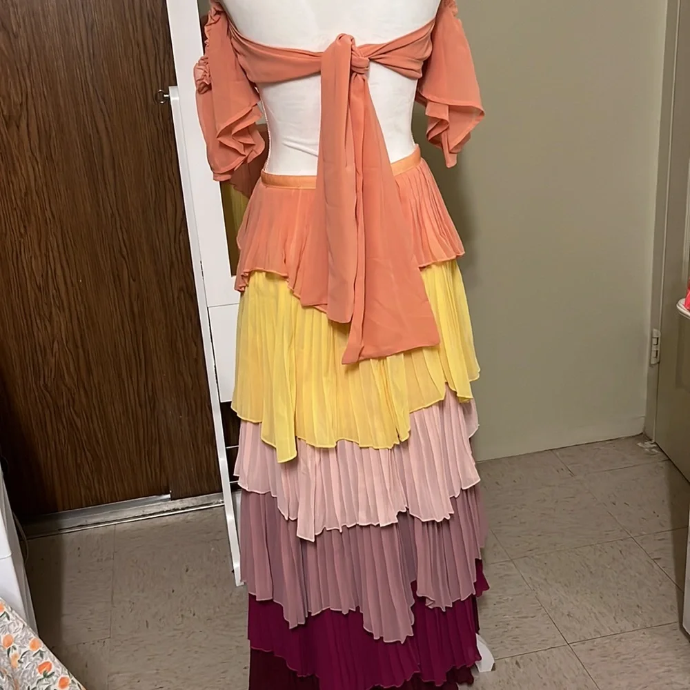 Two Piece beautiful flowy set - Picture 9 of 11